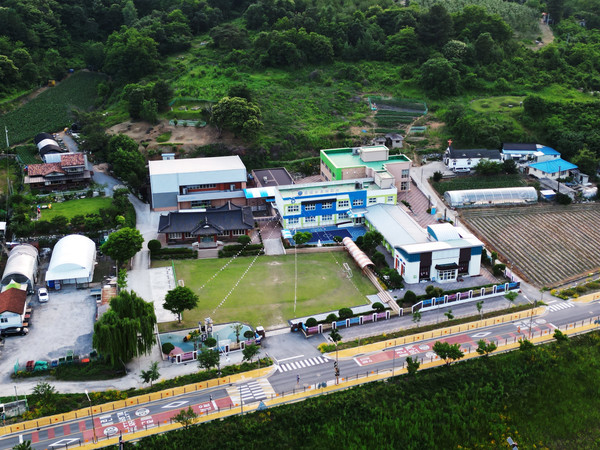 청령포초등학교